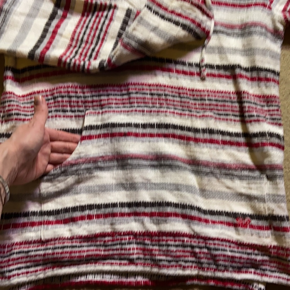 ROXY PONCHO!! - Picture 3 of 5